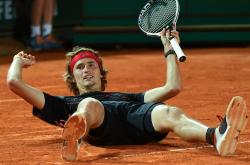 开云体育在线-拉沃尔杯轻取蒙特卡洛大师赛，兹维列夫惊艳四座的简单介绍