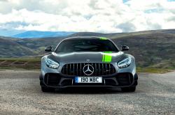 开云在线直播-绿茵场上的双重叙事，美国粉碎爱尔兰神话，罗德里完成中场救赎