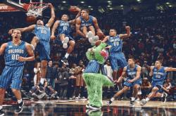 开云体育中国官网-猛龙生死战取胜深圳队，克莱大场面先生再显神威