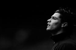 开云官网-独行侠争冠战，切特·霍姆格伦的关键先生时刻与尼克斯的悲壮出局