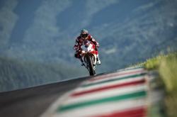 开云体育官方网站-当库里式纪录遇上广东式碾压，竞技体育的两种极致美学