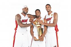 开云体育直播-鹰击长空，杰伦·格林攻防两端统治，火箭掀翻黄蜂