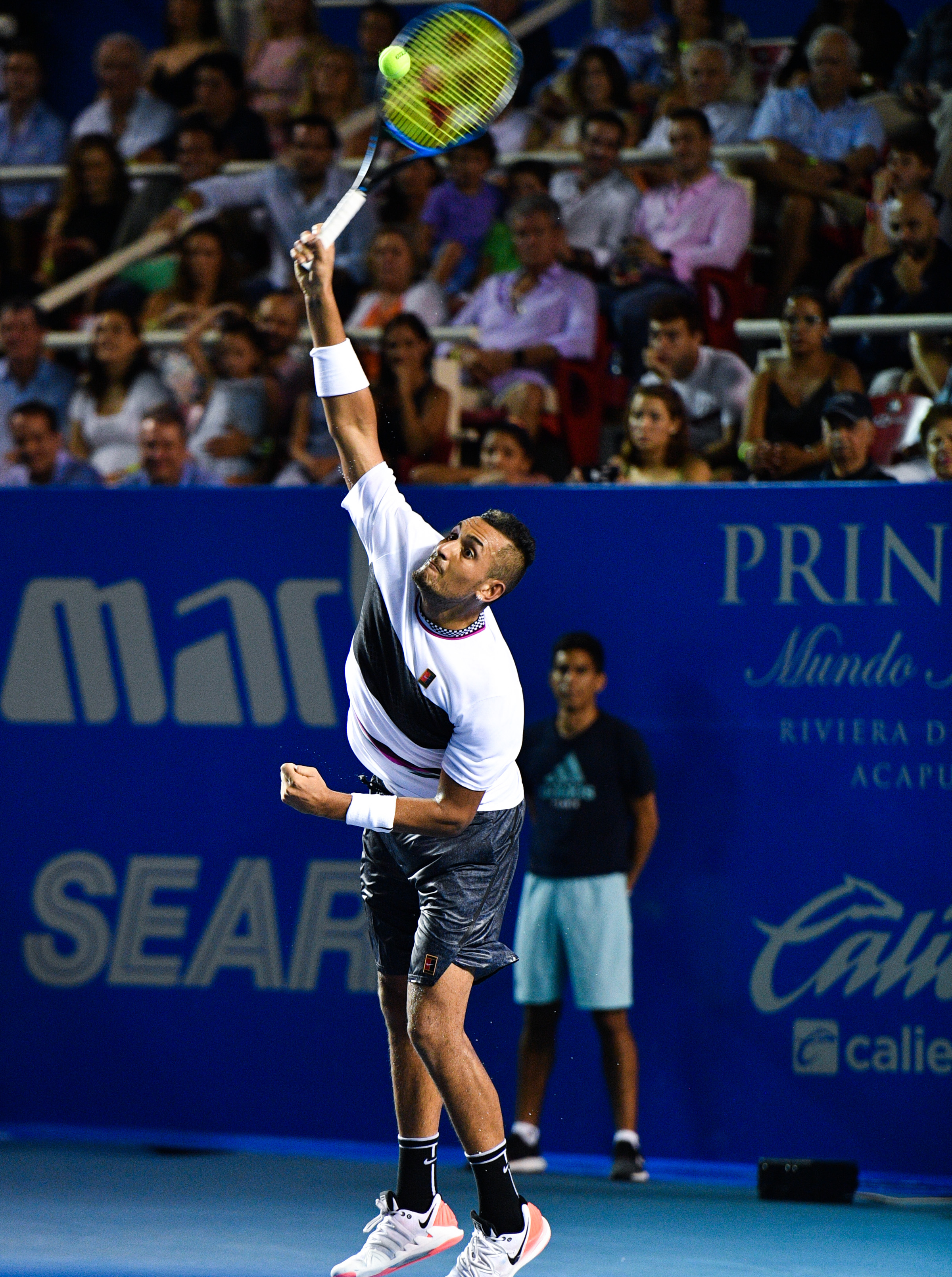 关于西班牙网球队横扫日本网球队，克耶高斯惊艳世界的信息