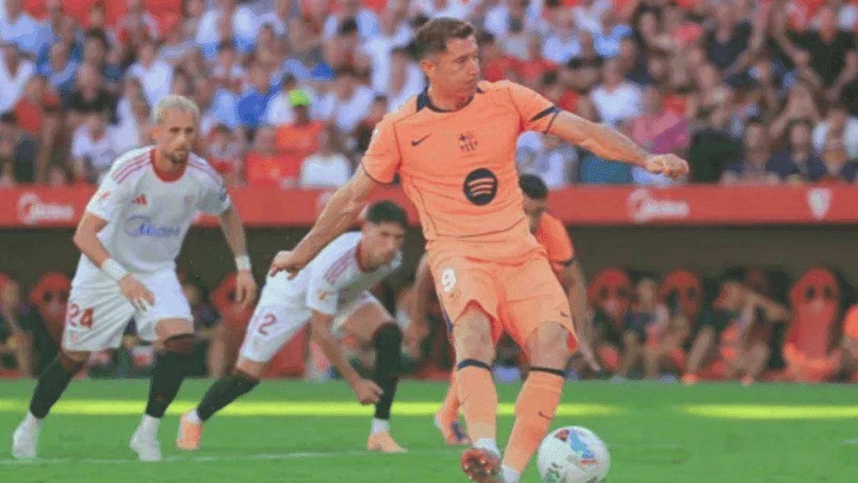 巴萨血洗塞维利亚，范佩西统治全场的简单介绍