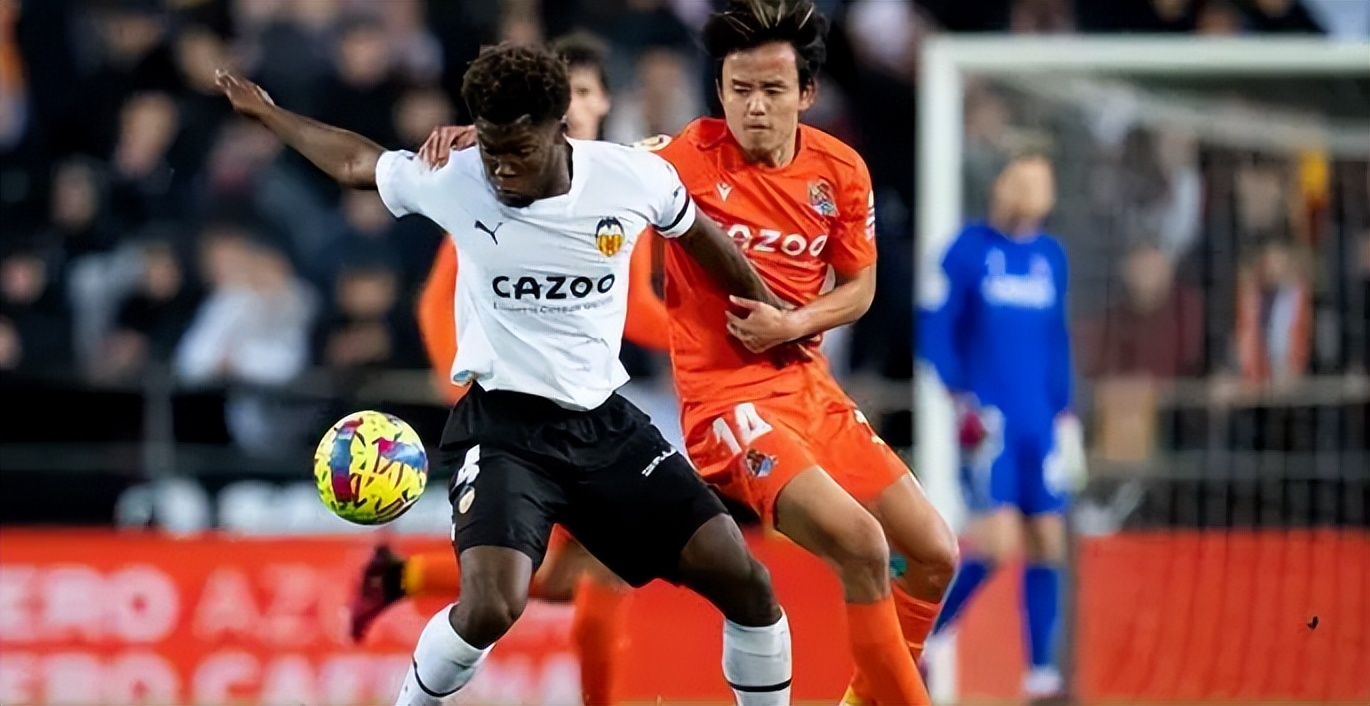 关于朗斯击败对手，赛季表现亮眼的信息