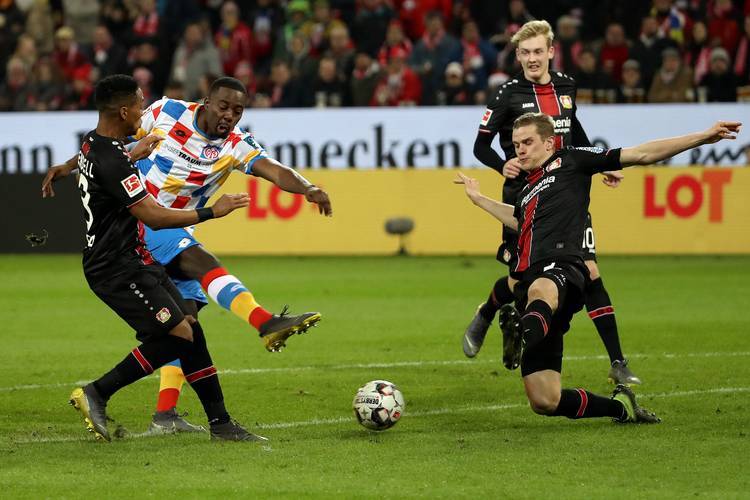 斯图加特与奥格斯堡握手言和，互不相让的简单介绍