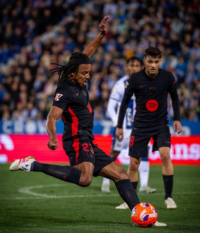 那不勒斯血洗比利时，费兰·托雷斯制霸全场的简单介绍