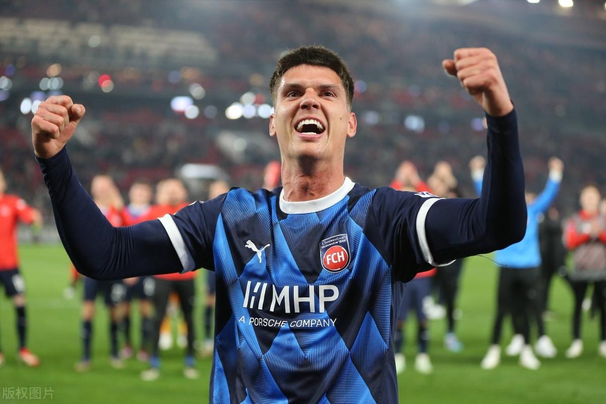 斯图加特客场逆转获胜，摆脱保级压力的简单介绍