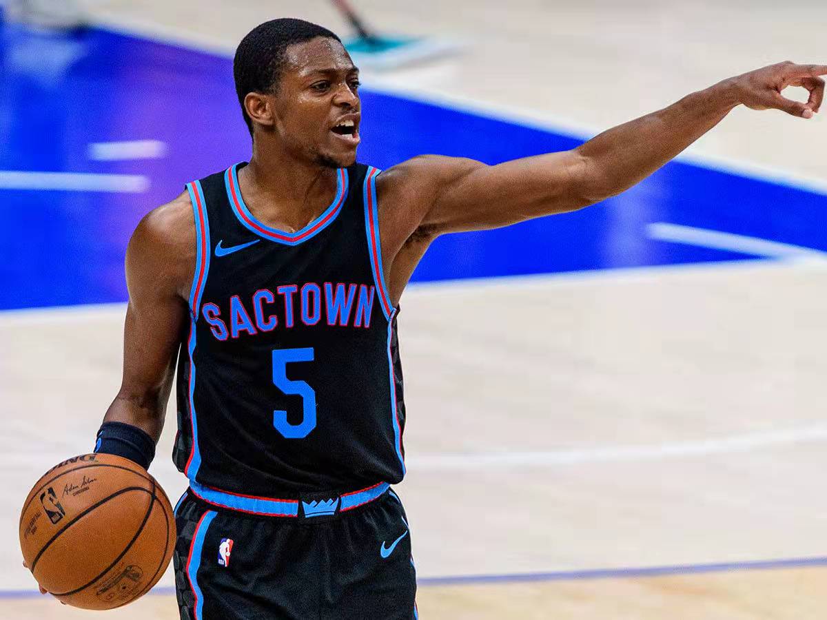 爵士逆转骑士,福克斯刷新纪录 爵士逆转骑士,福克斯刷新纪录