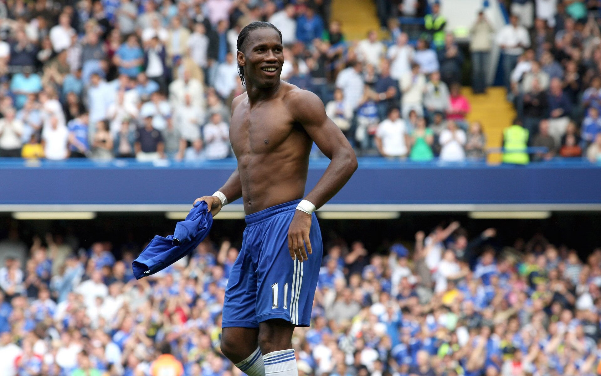 F1年度争冠之夜，哈登惊艳四座，跨界传奇的终极对决